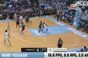 模板波斯特！维萨尔大三赛季集锦！技术扎实的空间型中锋！