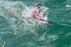 享受自由！ 保罗退休生活太潇洒了